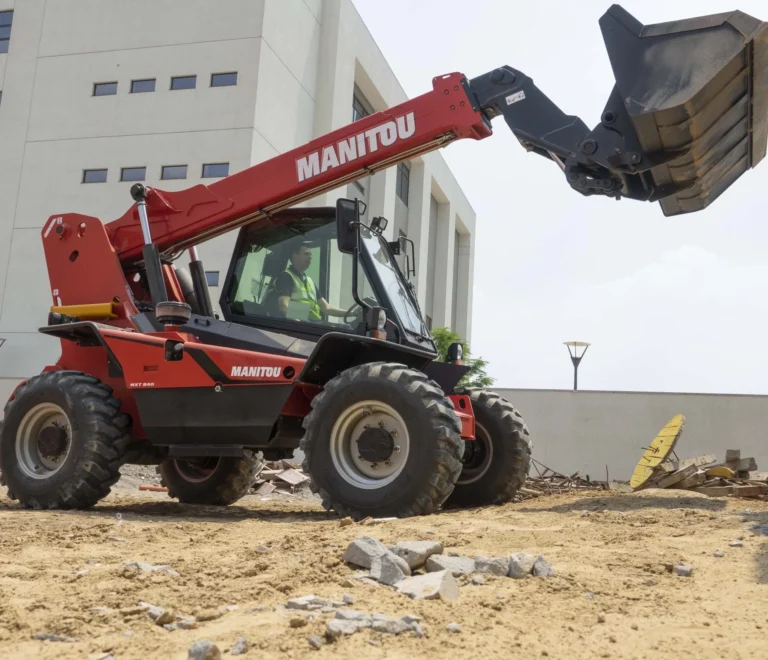 Teleskopik Yükleyici Kiralarken Güvenlik ve Operatör Sertifikası: Çanakkale İçin Kritik İpuçları